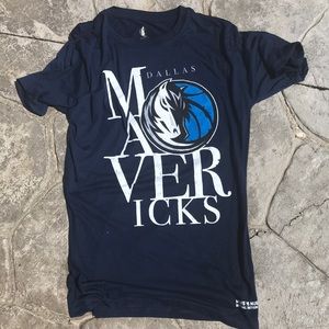 Dallas Mavs shirt. Large but fits small